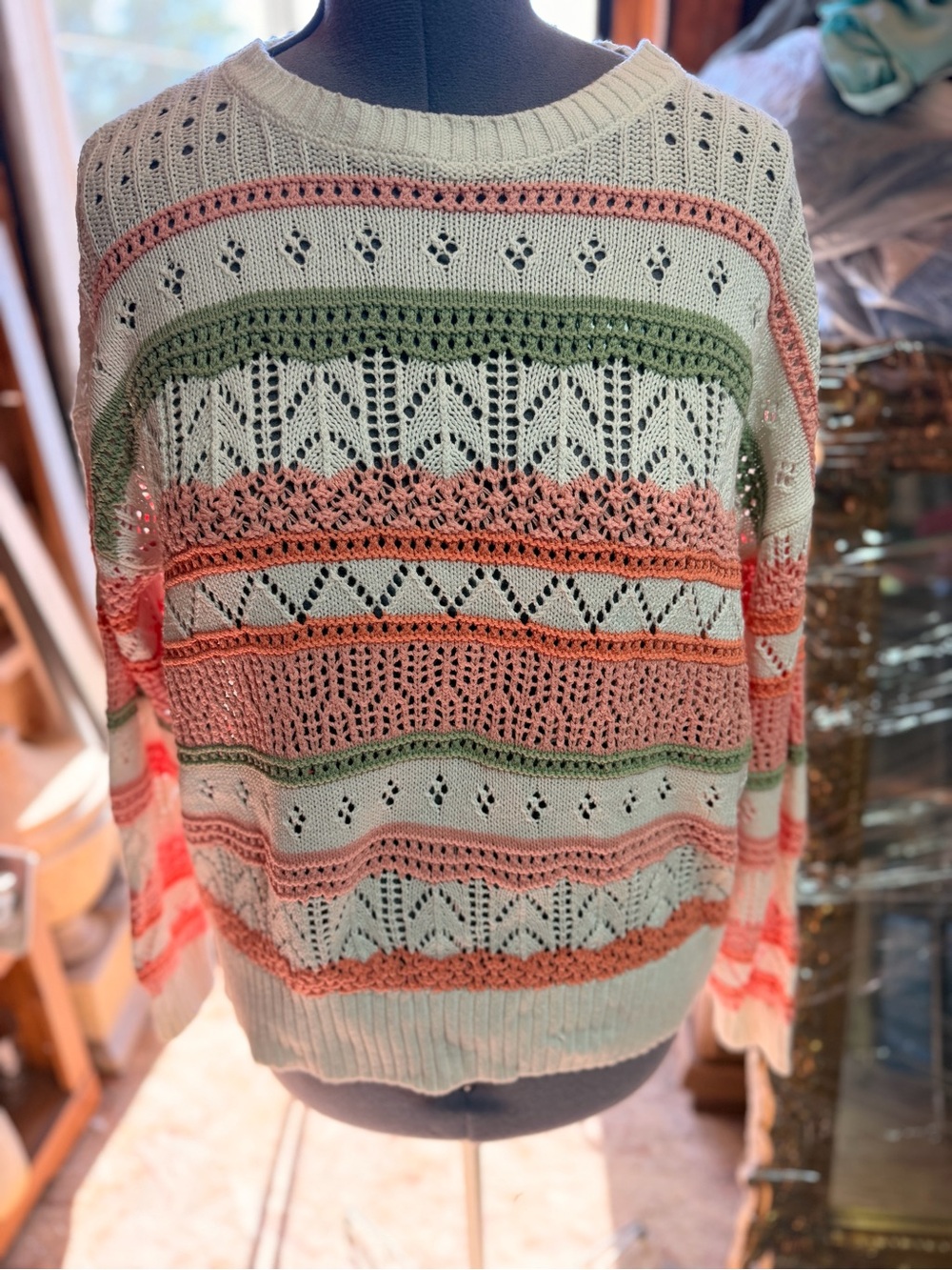 ANN TAYLOR LOFT MIXED POINTELLE SWEATER SIZE LARGE